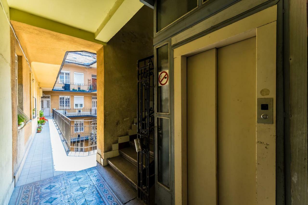 Fleur Creme Apartment Budapest Exterior photo